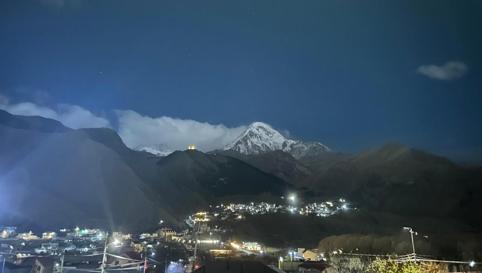 Shushabandi Kazbegi Hotel Exterior foto